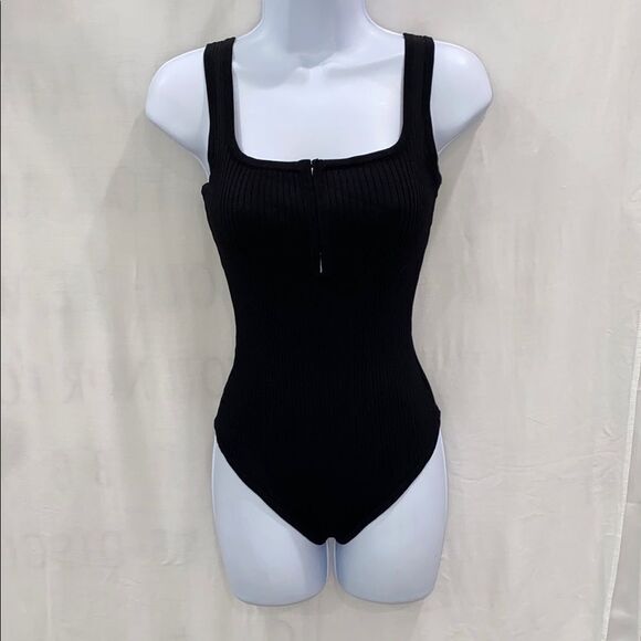 Guess Kaylee Black Square Neck Ribbed Bodysuit With Hook & Eye Front V-Neck M - Picture 5 of 16